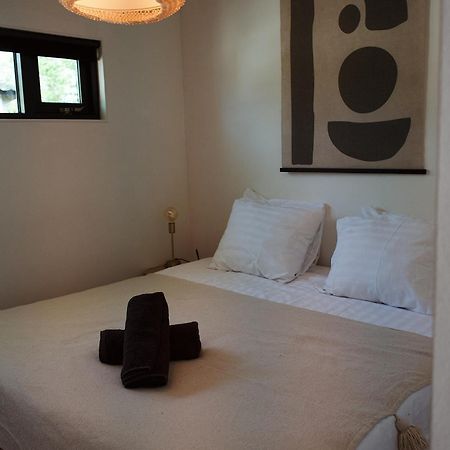 הוילה Elahuizen Modern Tiny House Op Rustig Watersportpark מראה חיצוני תמונה